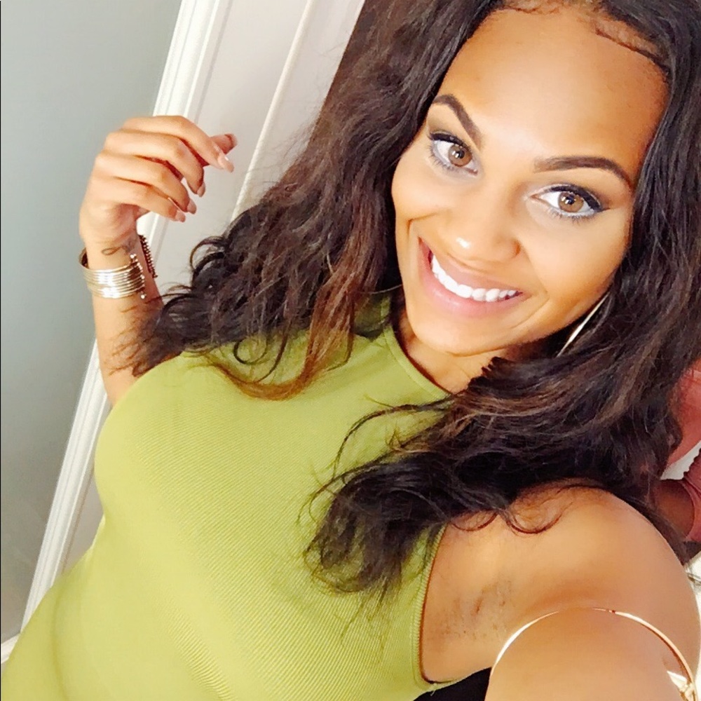 Meet your Posher, Valeah